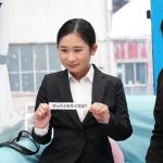 マジックミラー号 田舎から東京にやってきた就活中の女子大生 とにかく内定が欲しい就活女子たちはセクハラまみれのセミナーを必死に耐えるが、過激な面接対策はセクハラ質問からイヤらしいおさわりへ！人事部長のチ〇ポを若々キツキツま○こに生挿入＆たっぷり中出しで妊娠内定！！