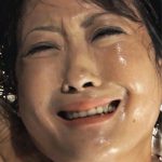 超強力快楽物質を摂取させられた敏感体質の熟女捜査官が暴れまくってイキまくる